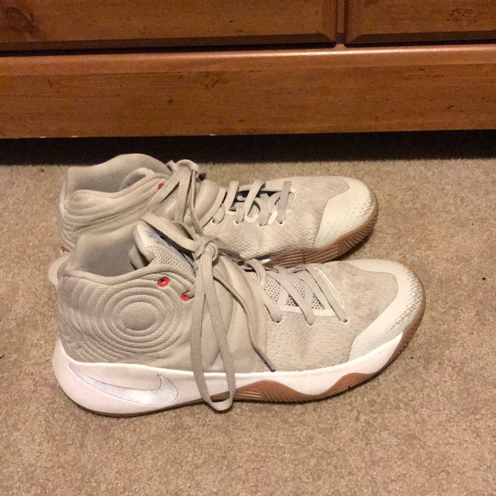 men's nike kyrie 2 basketball shoes